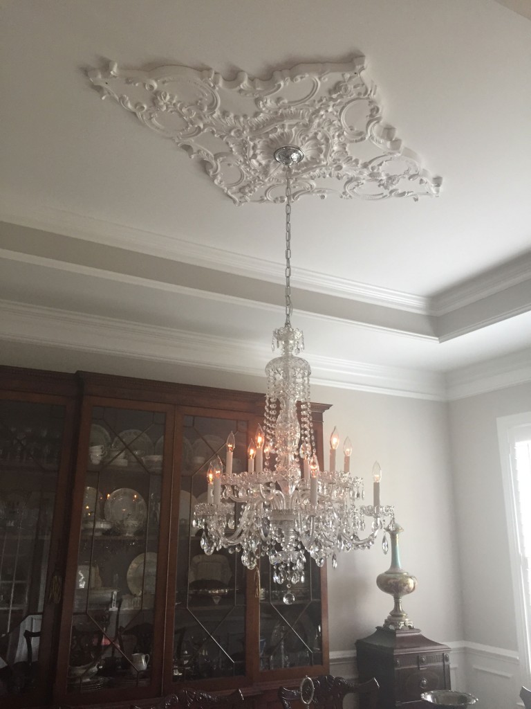 diamond-ceiling-medallion-chandelier